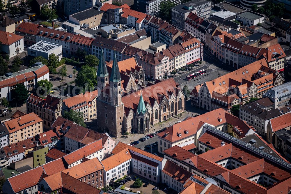 Aerial image Braunschweig - Church building protestantn Sankt Martinikirche in Brunswick in the state Lower Saxony, Germany