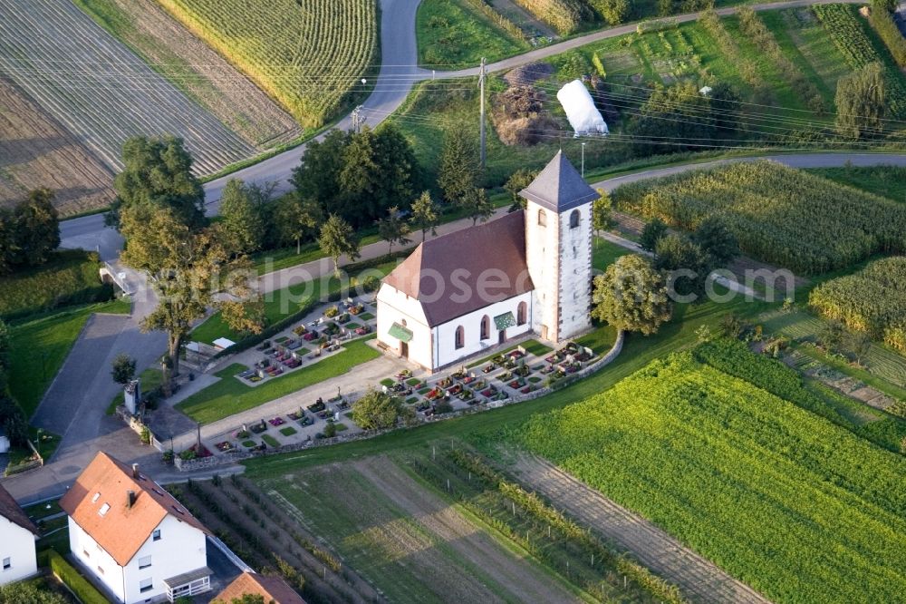 Aerial photograph Appenweier - Church building and gravyard of the Churn in Zimmern in Appenweier in the state Baden-Wuerttemberg