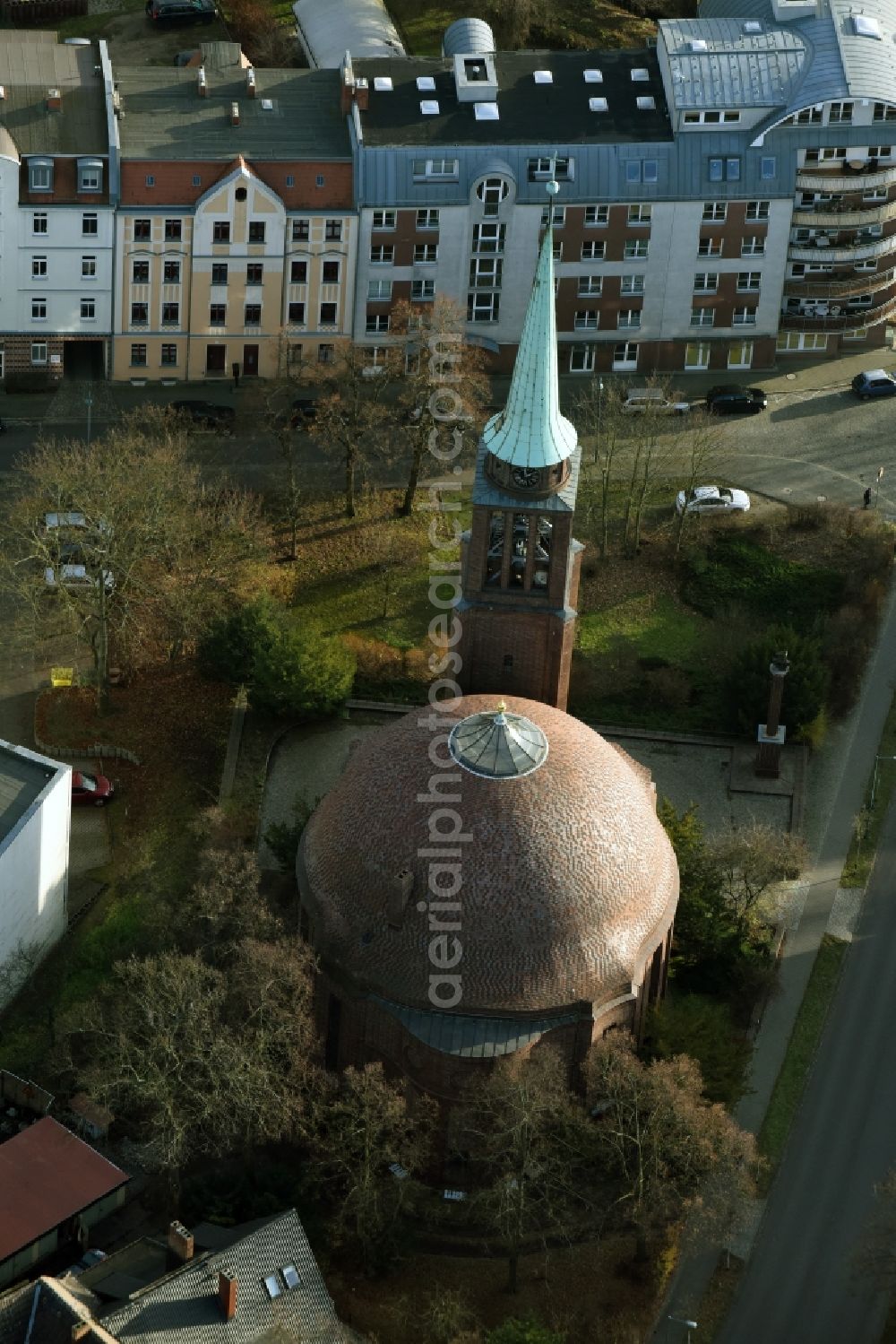 Frankfurt (Oder) from the bird's eye view: Church building St.- Georg- Kirche on Bergstrasse - Lennestrasse in Frankfurt (Oder) in the state Brandenburg