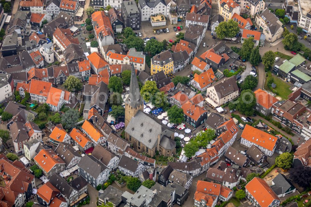 Aerial image Hattingen - Church building in Ev. St.-Georgs-Kirche Old Town- center of downtown in Hattingen at Ruhrgebiet in the state North Rhine-Westphalia, Germany