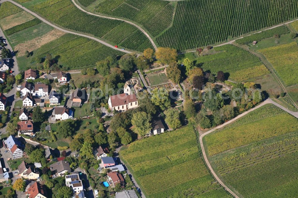 Weil am Rhein from the bird's eye view: Church building of evangelical Georgskirche in Weil am Rhein in the state Baden-Wurttemberg, Germany. Situated in the vineyard where the wine from Baden is growing