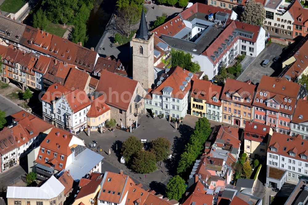 Erfurt from the bird's eye view: Church building Aegidienkirche on the Wenigemarkt in the district Altstadt in Erfurt in the state Thuringia, Germany