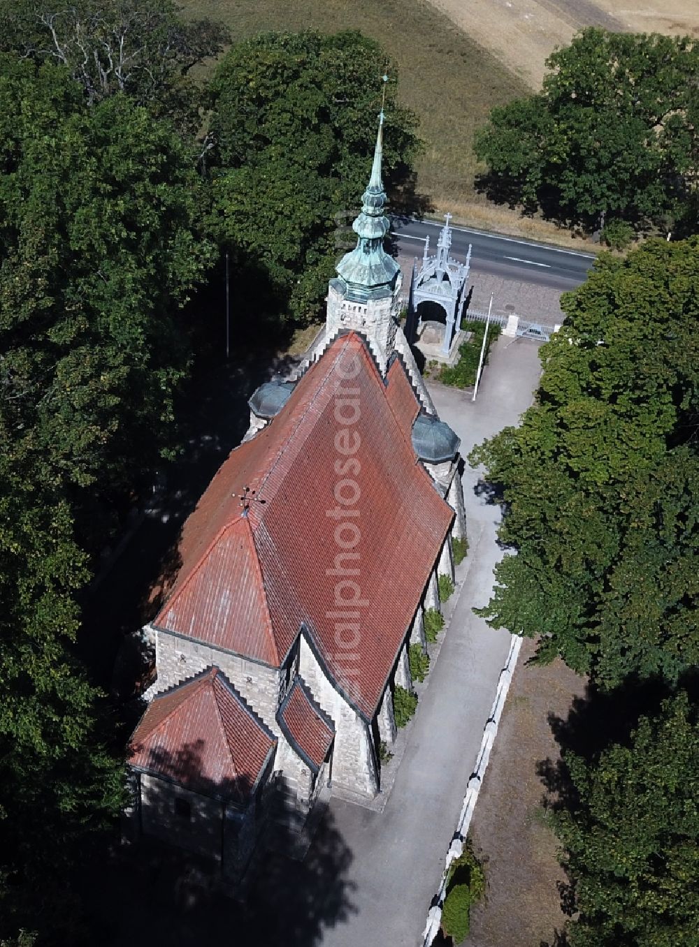 Aerial photograph Lützen - Church building Gustav-Adolf-Gedenkstaette on Gustav-Adolf-Strasse in Luetzen in the state Saxony-Anhalt, Germany