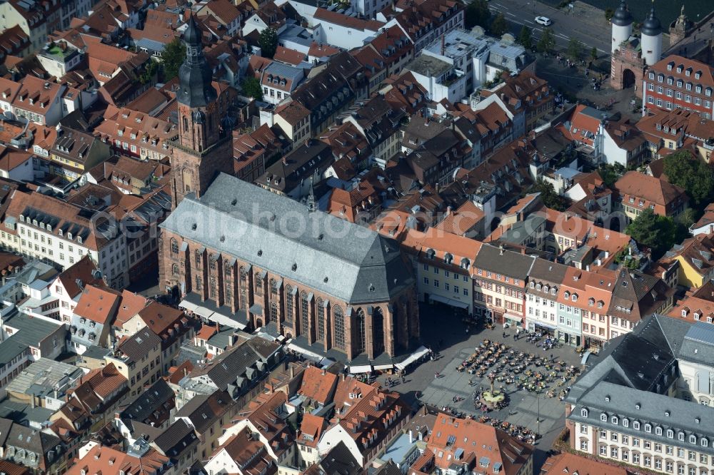 Heidelberg from the bird's eye view: Church building in Heiliggeistkirche am Marktplatz Old Town- center of downtown in Heidelberg in the state Baden-Wuerttemberg