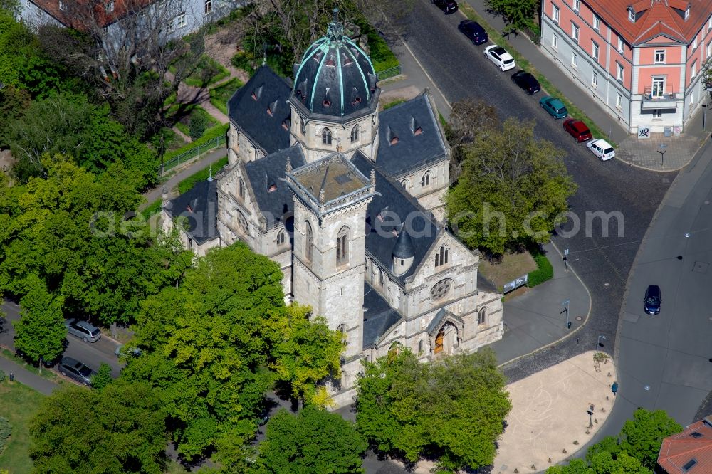 Aerial photograph Weimar - Church building Herz-Jesu-Kirche on the an der Abraham-Lincoln-Strasse in Weimar in the state Thuringia, Germany