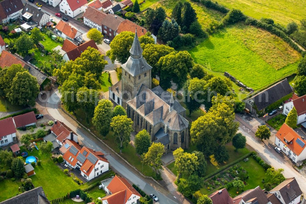 Aerial photograph Rüthen - Church building St. Johannes Kirche in Ruethen in the state North Rhine-Westphalia