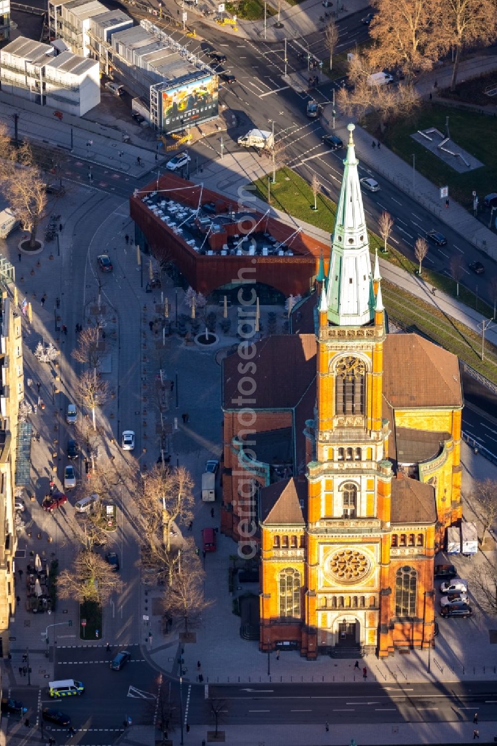 Düsseldorf from the bird's eye view: Church building Johanneskirche on Martin-Luther-Platz in Duesseldorf in the state North Rhine-Westphalia, Germany