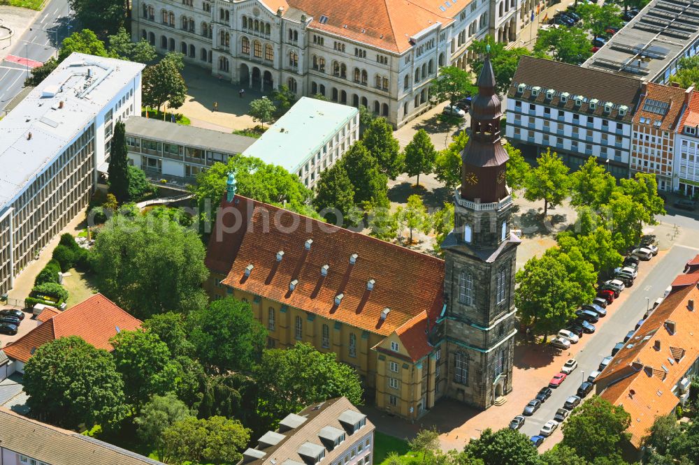 Aerial photograph Hannover - Church building St. Johannis on street Rote Reihe in the district Calenberger Neustadt in Hannover in the state Lower Saxony, Germany