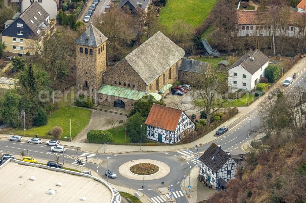 Essen from the bird's eye view: Church building St. Joseph on Bruecker Kreisel - Ringstrasse - Heiligenhauser Strasse in the district Kettwig in Essen at Ruhrgebiet in the state North Rhine-Westphalia, Germany