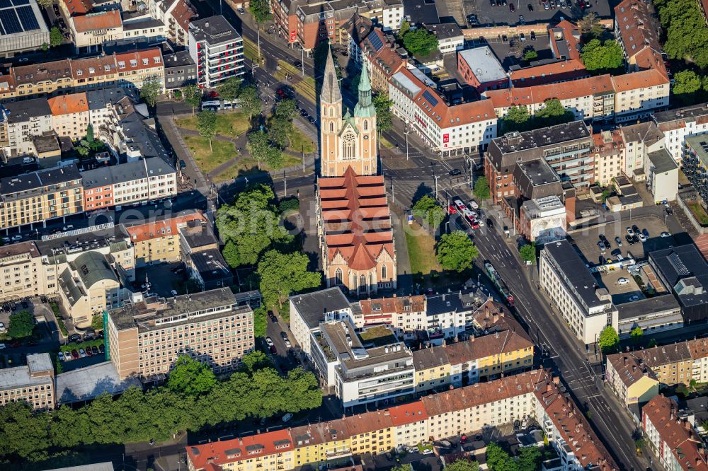 Braunschweig from the bird's eye view: Church building St. Katharinen on street An der Katharinenkirche in the district Innenstadt in Brunswick in the state Lower Saxony, Germany