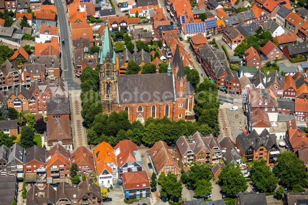 Aerial image Sendenhorst - Church building Katholische Kirche St. Martin on Kirchstrasse in Sendenhorst in the state North Rhine-Westphalia, Germany