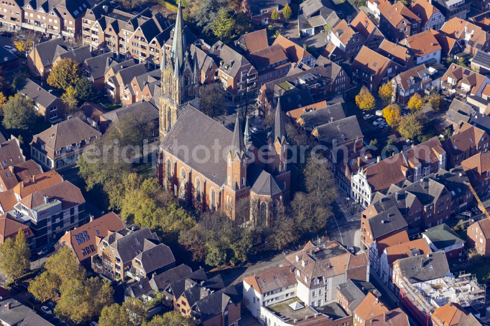 Sendenhorst from the bird's eye view: Church building of the Catholic Church St. Martin on Kirchstrasse in Sendenhorst in the federal state of North Rhine-Westphalia, Germany