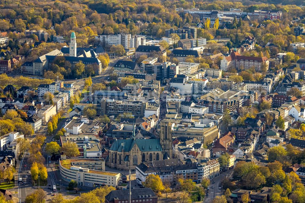 Gelsenkirchen from the bird's eye view: Church building Katholische Propsteigemeinde St. Urbanus on place Sankt-Urbanus-Kirchplatz in the district Buer in Gelsenkirchen at Ruhrgebiet in the state North Rhine-Westphalia, Germany