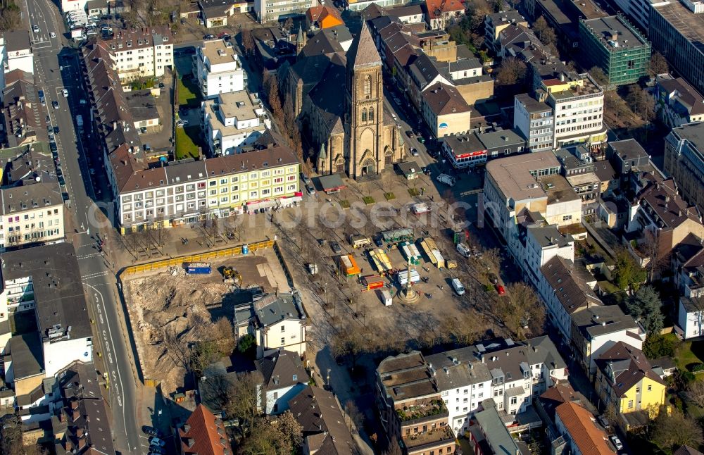 Oberhausen from above - Church building of the Catholic Church of the Sacred Heart in Altstadt- center at the Old Market in Oberhausen in North Rhine-Westphalia