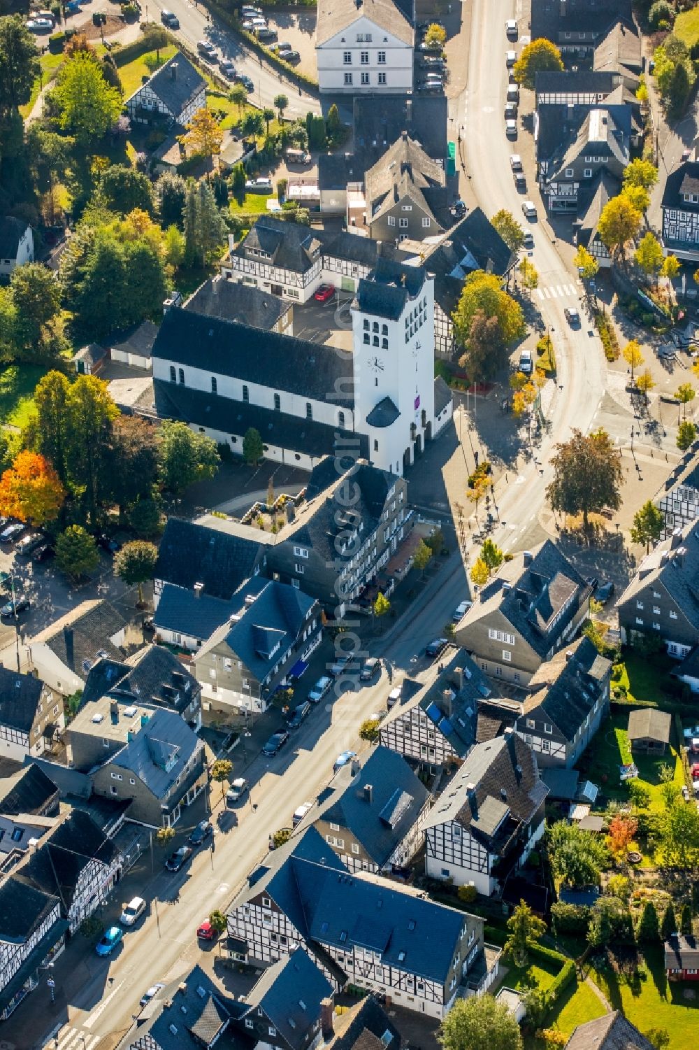 Schmallenberg from above - Church building of the catholic rectory St. Georg in the Hochstrasse in Schmallenberg in the state North Rhine-Westphalia