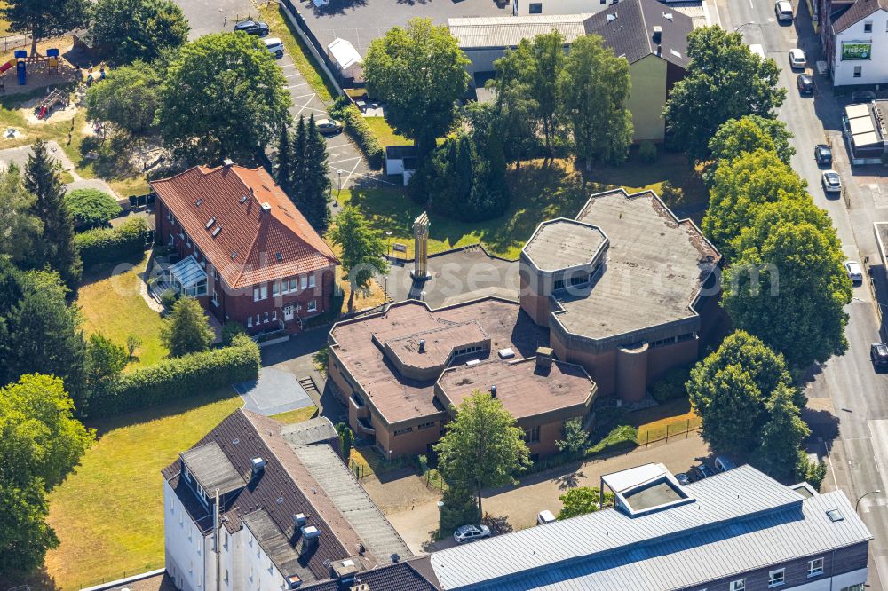 Aerial image Dortmund - Church building of Katholisches Pfarramt St. Aloysius on street Altenderner Strasse in the district Derne in Dortmund at Ruhrgebiet in the state North Rhine-Westphalia, Germany