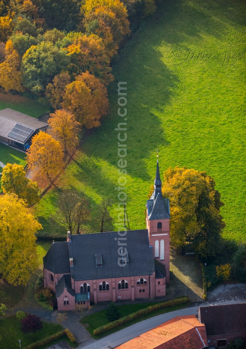 Aerial photograph Hamm - Church building Antonius of Padua in Geithe in Hamm in the state North Rhine-Westphalia