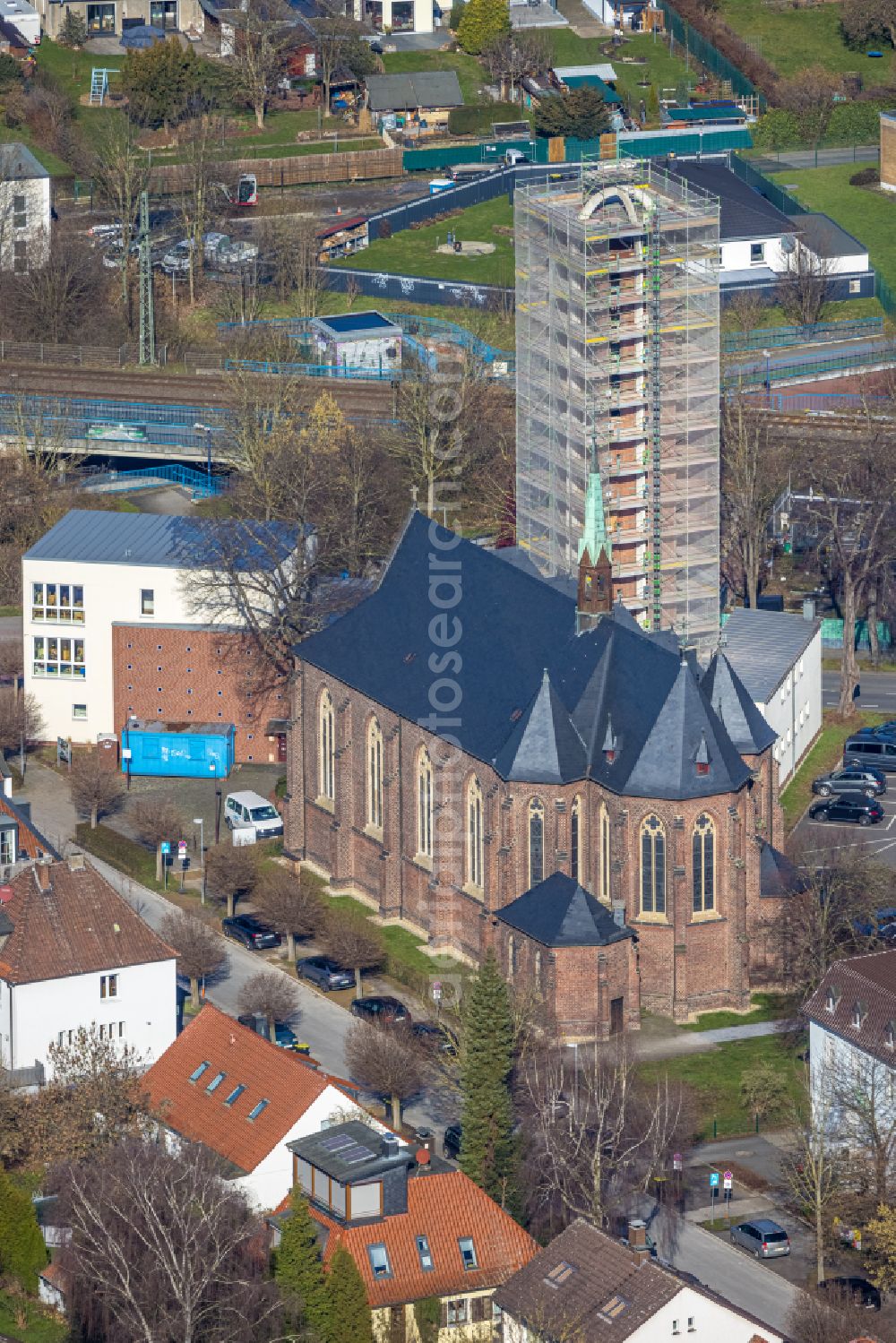 Aerial image Unna - Church building Herz Jesu on street Gabelsbergerstrasse in the district Alte Heide in Unna at Ruhrgebiet in the state North Rhine-Westphalia, Germany