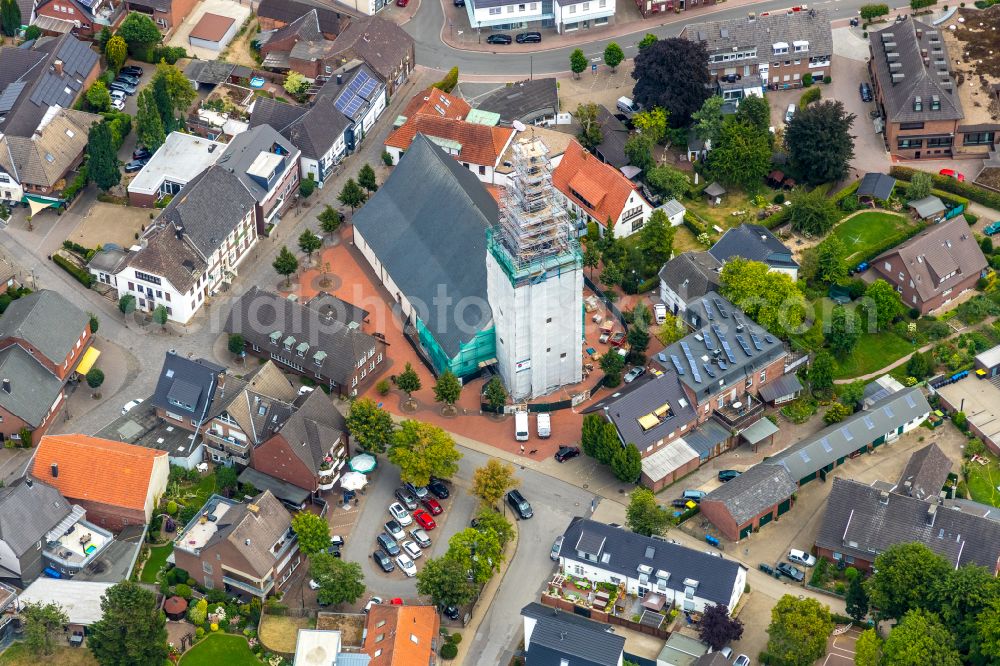 Hamminkeln from above - Church building of Kirche St. Patritius in the district Dingden in Hamminkeln in the state North Rhine-Westphalia, Germany