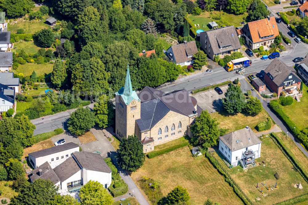 Aerial photograph Dortmund - Church building of Kreuzkirche on street Fasanenweg in the district Berghofen Dorf in Dortmund at Ruhrgebiet in the state North Rhine-Westphalia, Germany