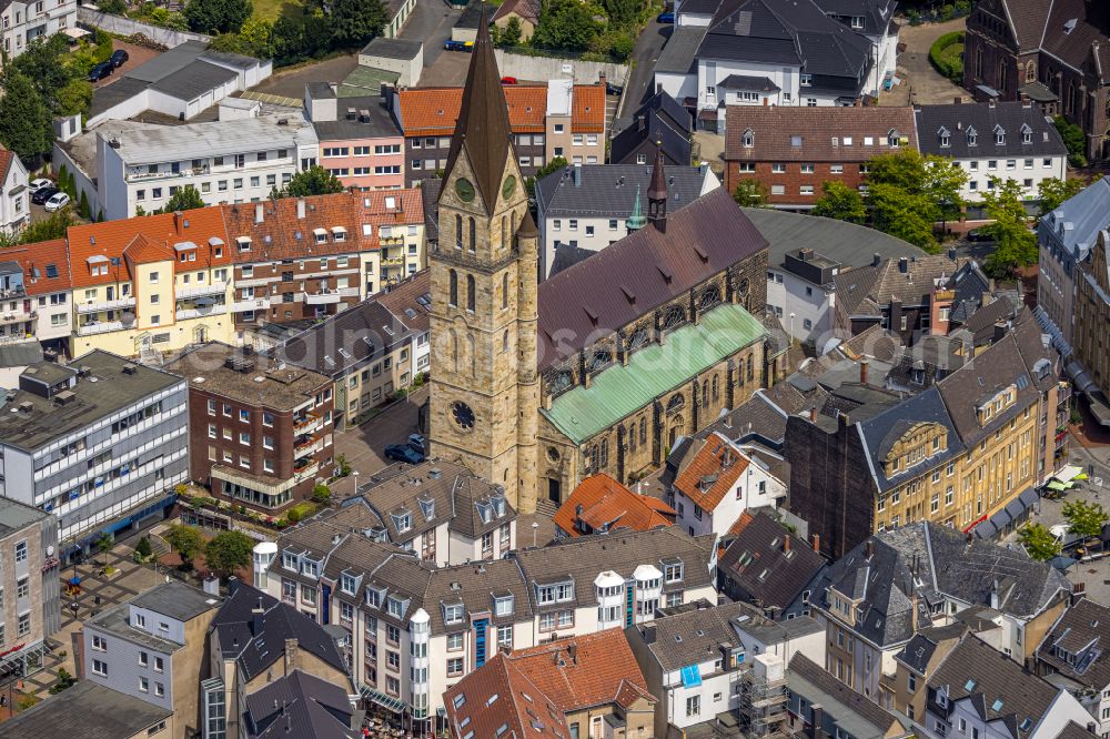 Aerial image Castrop-Rauxel - Church building St. Lambertus on place Lambertusplatz in Castrop-Rauxel at Ruhrgebiet in the state North Rhine-Westphalia, Germany