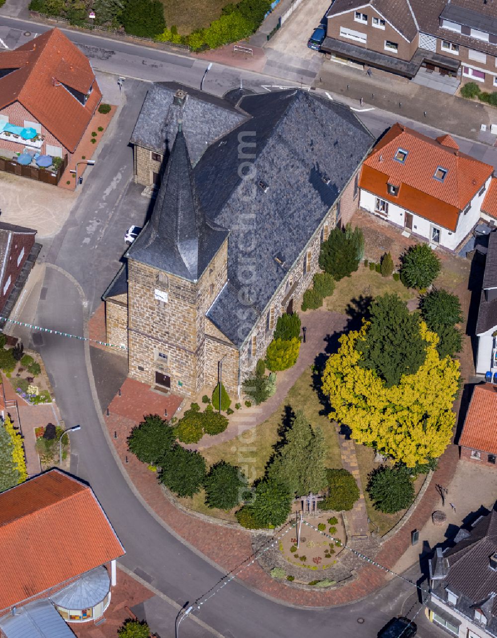 Lembeck from above - Church building St. Laurentius on street Schulstrasse in Lembeck at Ruhrgebiet in the state North Rhine-Westphalia, Germany