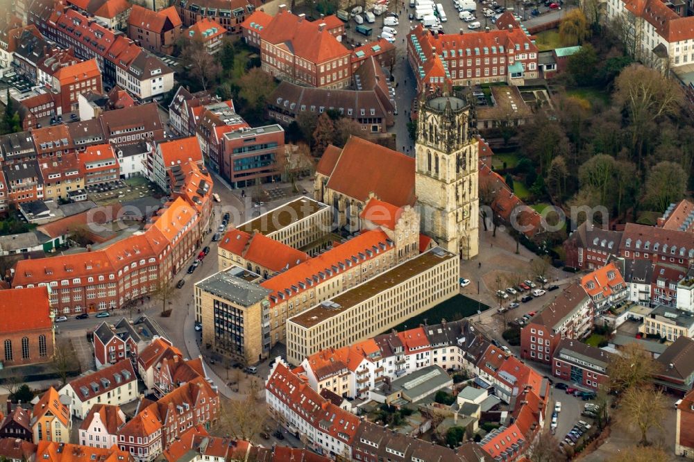 Münster from above - Church building of the Liebfrauen-Ueberwasserkirche and the Dioezesanbibliothek Muenster on Ueberwasserkirchplatz in the district Altstadt in Muenster in the state North Rhine-Westphalia, Germany