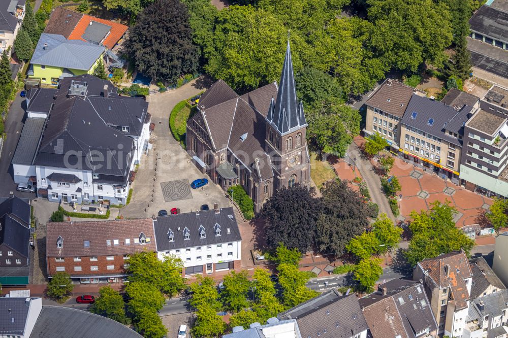 Castrop-Rauxel from above - Church building Lutherkirche on street Wittener Strasse in Castrop-Rauxel at Ruhrgebiet in the state North Rhine-Westphalia, Germany