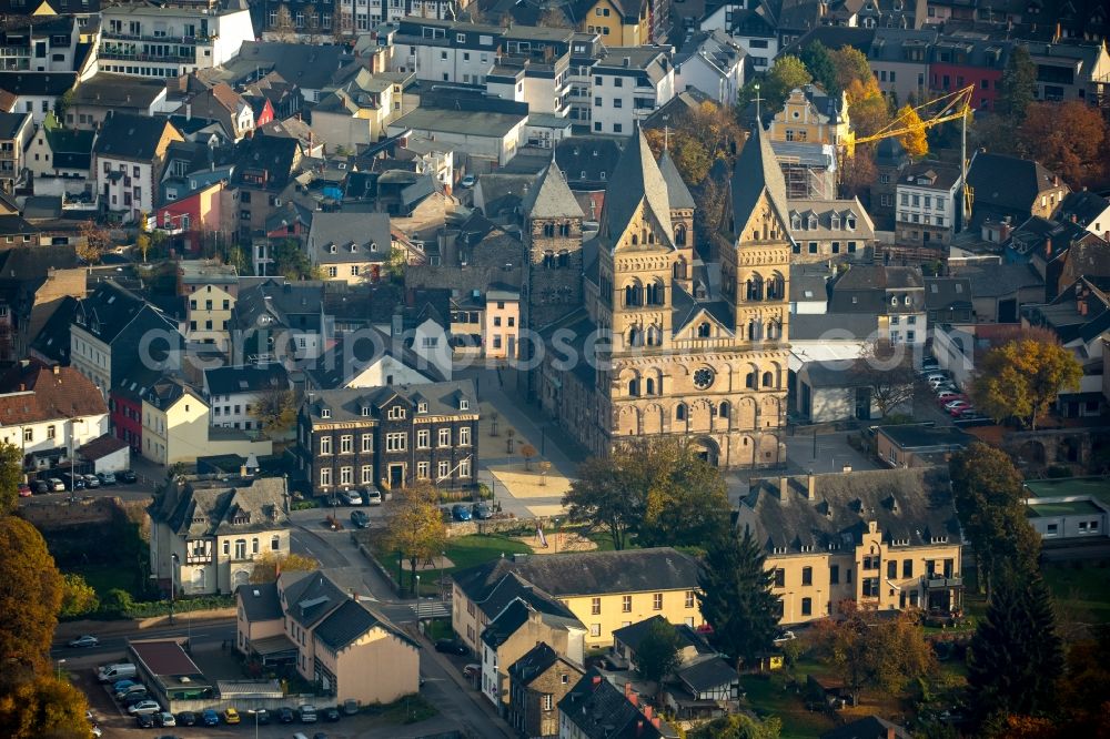 Aerial image Andernach - Church building of the cathedral of Maria Himmelfahrt Liebfrauenkirche – Mariendom in Andernach in the state Rhineland-Palatinate