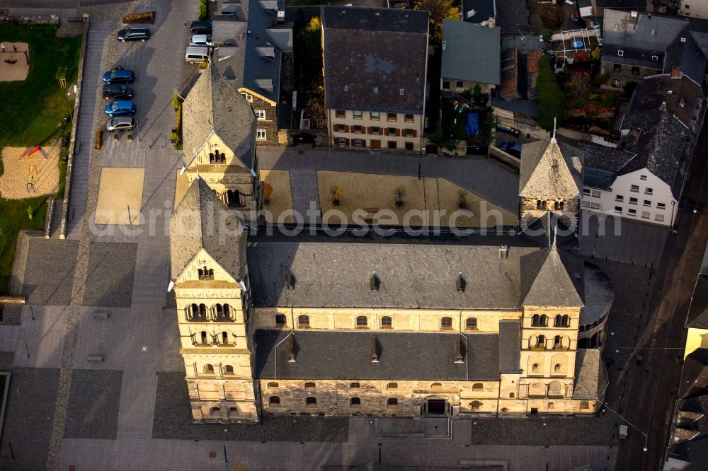 Andernach from the bird's eye view: Church building of the cathedral of Maria Himmelfahrt Liebfrauenkirche – Mariendom in Andernach in the state Rhineland-Palatinate