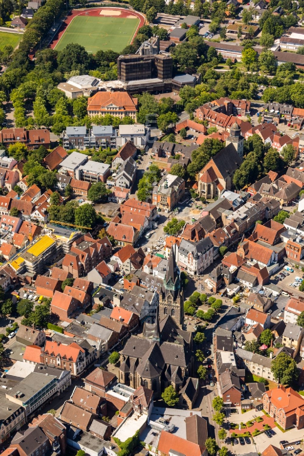 Ahlen from the bird's eye view: Church building St. Marien on Marienplatz in Ahlen in the state North Rhine-Westphalia, Germany