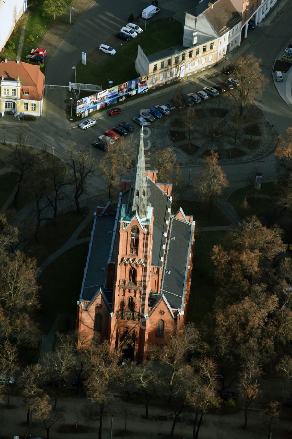 Aerial photograph Frankfurt (Oder) - Church building St. Marienkirche in Frankfurt (Oder) in the state Brandenburg