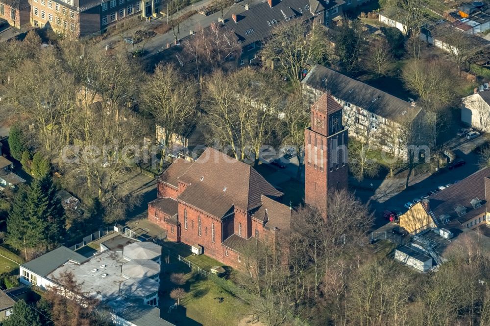 Aerial photograph Dinslaken - Church building Marienkirche in the district Eppinghoven in Dinslaken in the state North Rhine-Westphalia