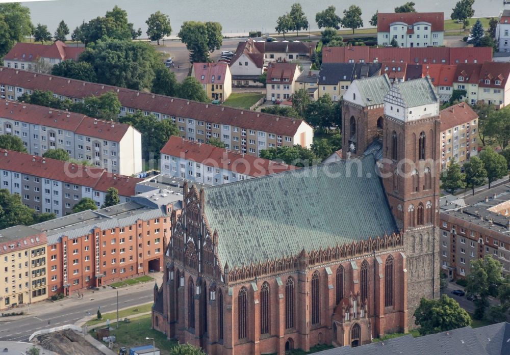 Prenzlau from the bird's eye view: Church building St. Marien in Prenzlau in the state Brandenburg