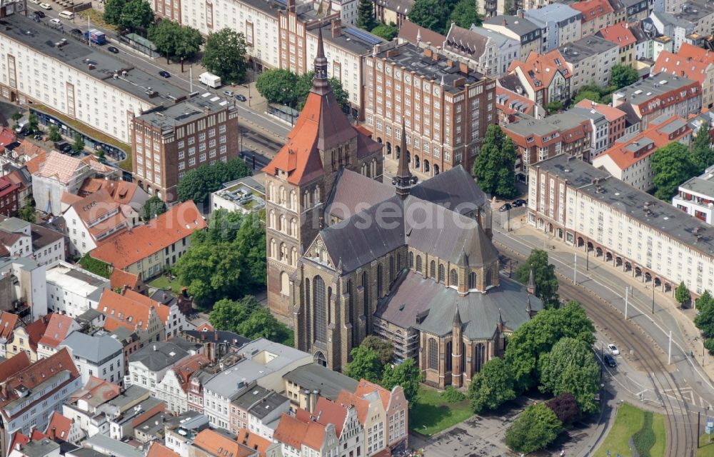 Aerial image Rostock - Church building Marienkirche in Rostock in the state Mecklenburg - Western Pomerania, Germany