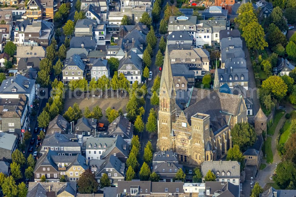 Aerial image Olpe - Church building St.-Martinus-Kirche on street Kirchgasse in Olpe at Sauerland in the state North Rhine-Westphalia, Germany