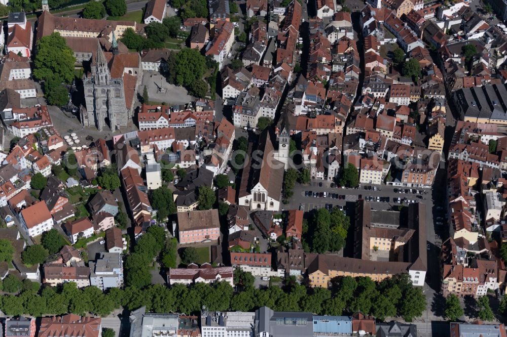 Aerial image Konstanz - Church building of the cathedral of Muenster ULF Konstanz on place Muensterplatz in the district Altstadt in Konstanz at Bodensee in the state Baden-Wuerttemberg, Germany