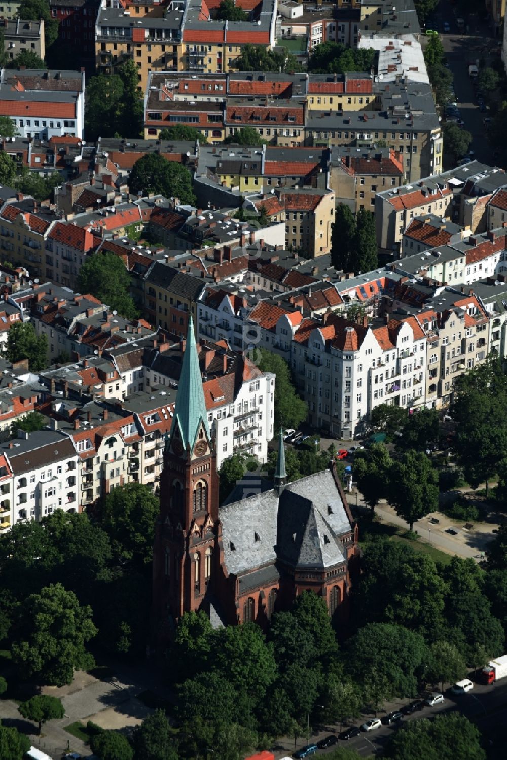 Berlin from the bird's eye view: Church building Nazarethkirche on Turiner Strasse Corner Nazarethkirchstrasse in Berlin