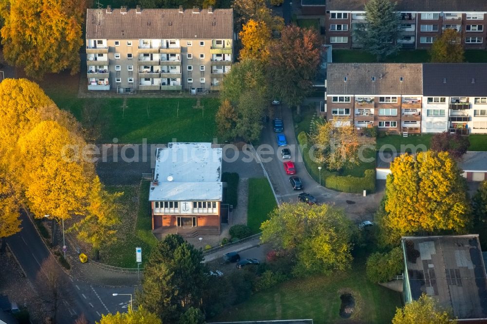 Aerial image Gladbeck - Church building in the autumnal Zweckel part in Gladbeck in the state of North Rhine-Westphalia