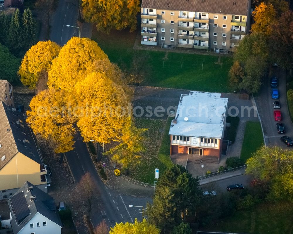 Aerial photograph Gladbeck - Church building in the autumnal Zweckel part in Gladbeck in the state of North Rhine-Westphalia