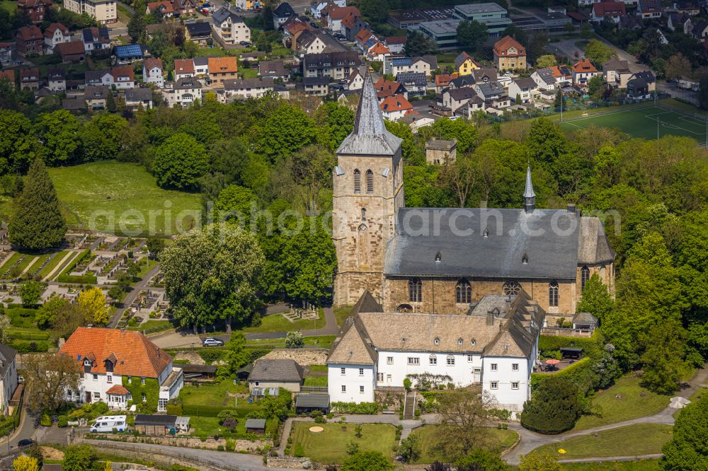 Aerial image Marsberg - Church building in of Nikolaikirche Old Town- center of downtown in the district Obermarsberg in Marsberg in the state North Rhine-Westphalia, Germany