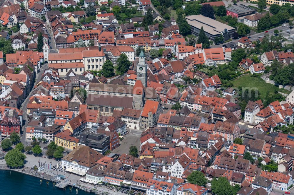 Aerial image Überlingen - Church building of the cathedral of St.-Nikolaus-Muenster on street Muensterstrasse in Ueberlingen at Bodensee in the state Baden-Wuerttemberg, Germany