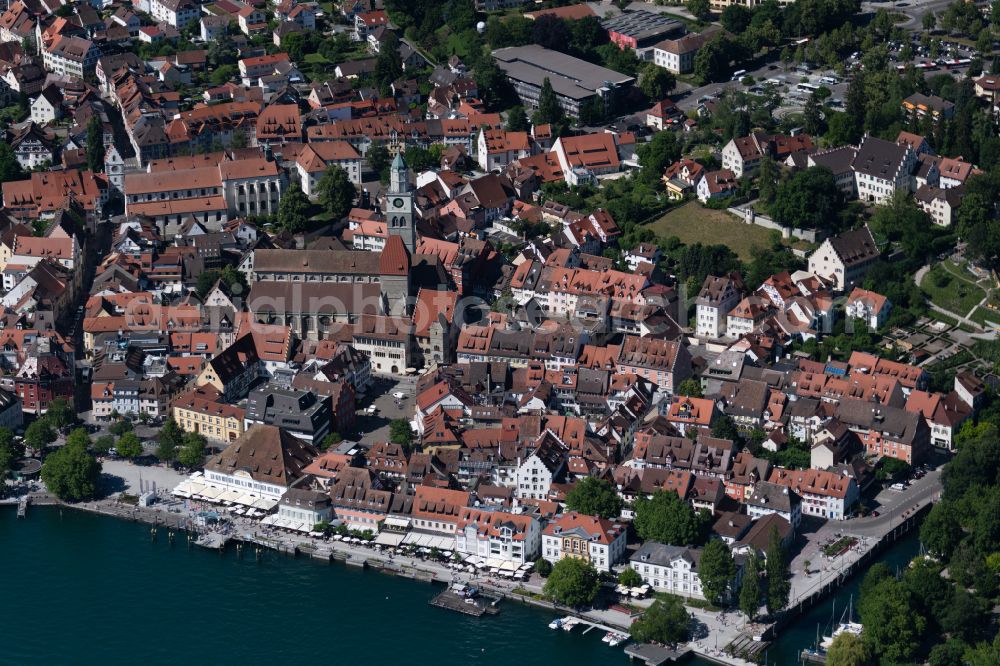 Aerial photograph Überlingen - Church building of the cathedral of St.-Nikolaus-Muenster on street Muensterstrasse in Ueberlingen at Bodensee in the state Baden-Wuerttemberg, Germany