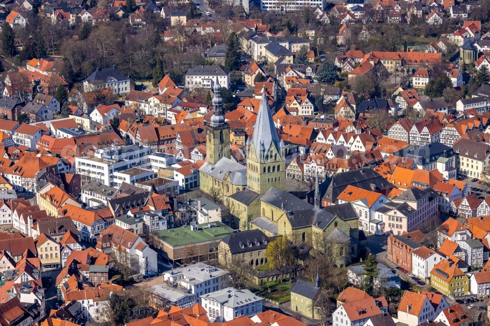 Soest from above - church building in St. Patrokli- Dom and St. Petri (Alde Kerke) Old Town- center of downtown in Soest in the state North Rhine-Westphalia, Germany