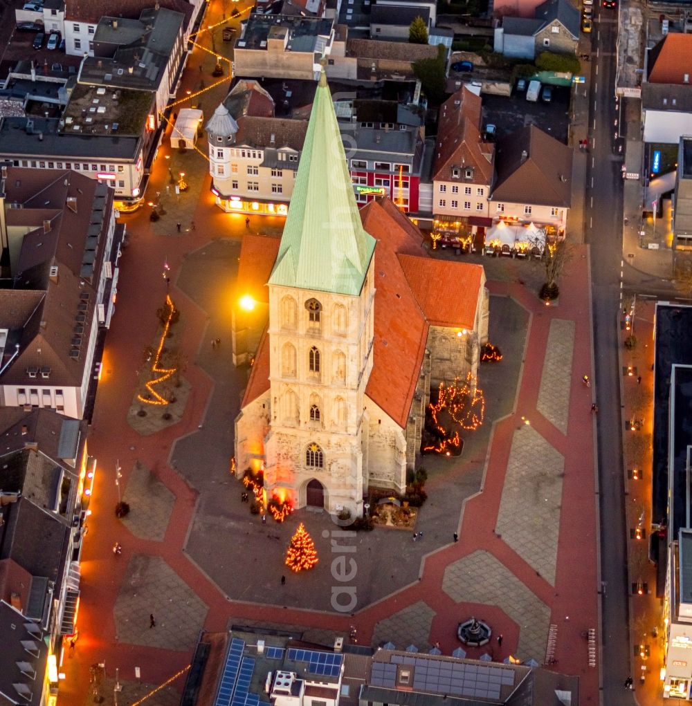 Aerial photograph Hamm - Church building Pauluskirche on Marktplatz in Hamm in the state North Rhine-Westphalia, Germany