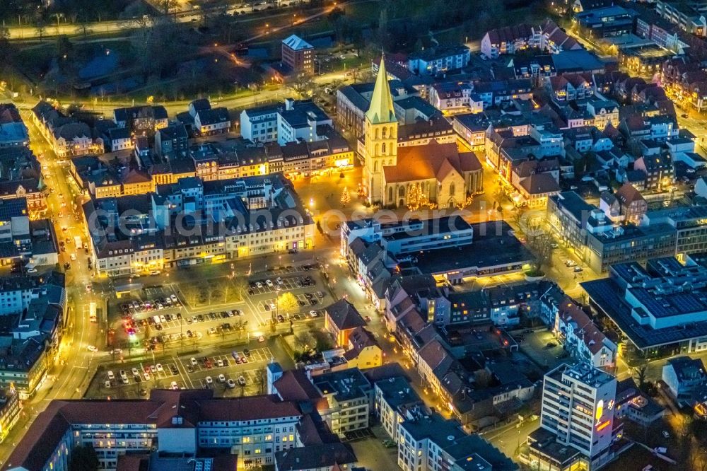 Hamm from the bird's eye view: Church building Pauluskirche on Marktplatz in Hamm in the state North Rhine-Westphalia, Germany