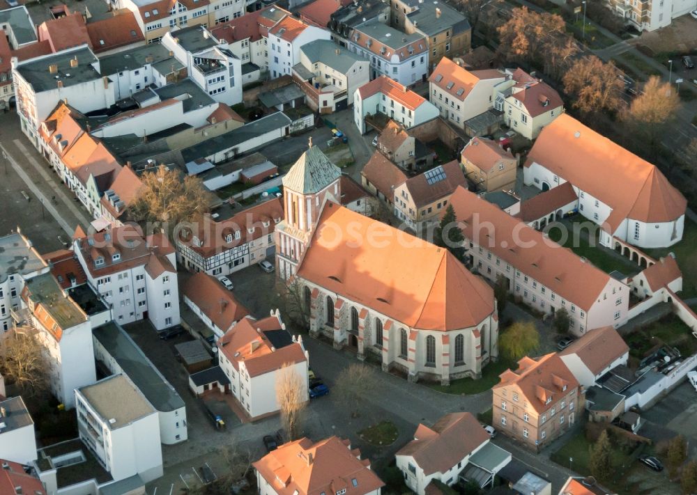 Aerial photograph Senftenberg - Church building in St. Peter und Paul Old Town- center of downtown in Senftenberg in the state Brandenburg. The Church belongs to the Evangelical parish of Senftenberg and Hoerlitz