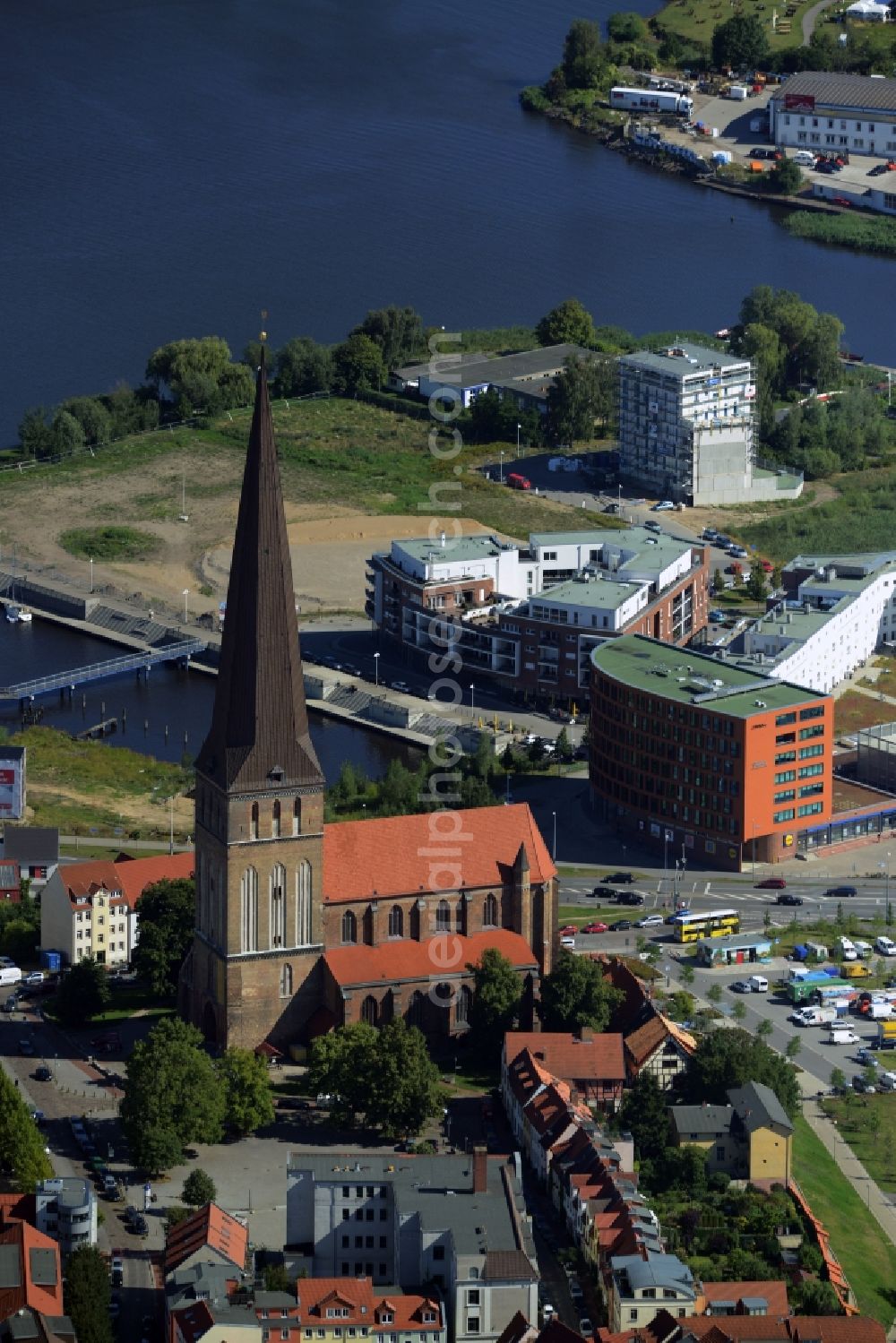 Aerial image Rostock - Church building Petrikirche in Rostock in the state Mecklenburg - Western Pomerania