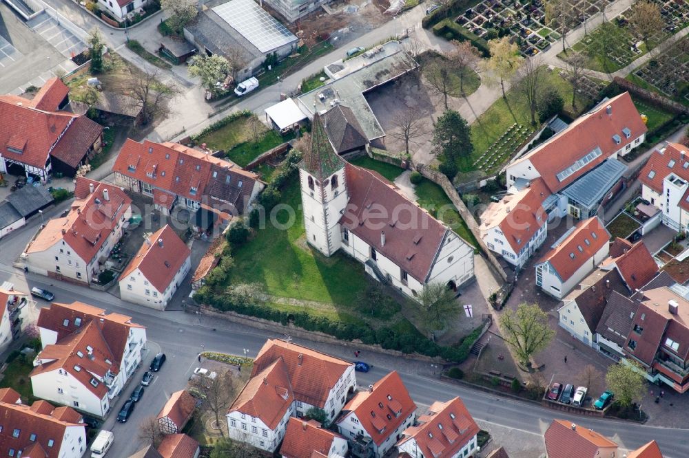 Gerlingen from the bird's eye view: Church building in Petruskirche Old Town- center of downtown in Gerlingen in the state Baden-Wuerttemberg, Germany