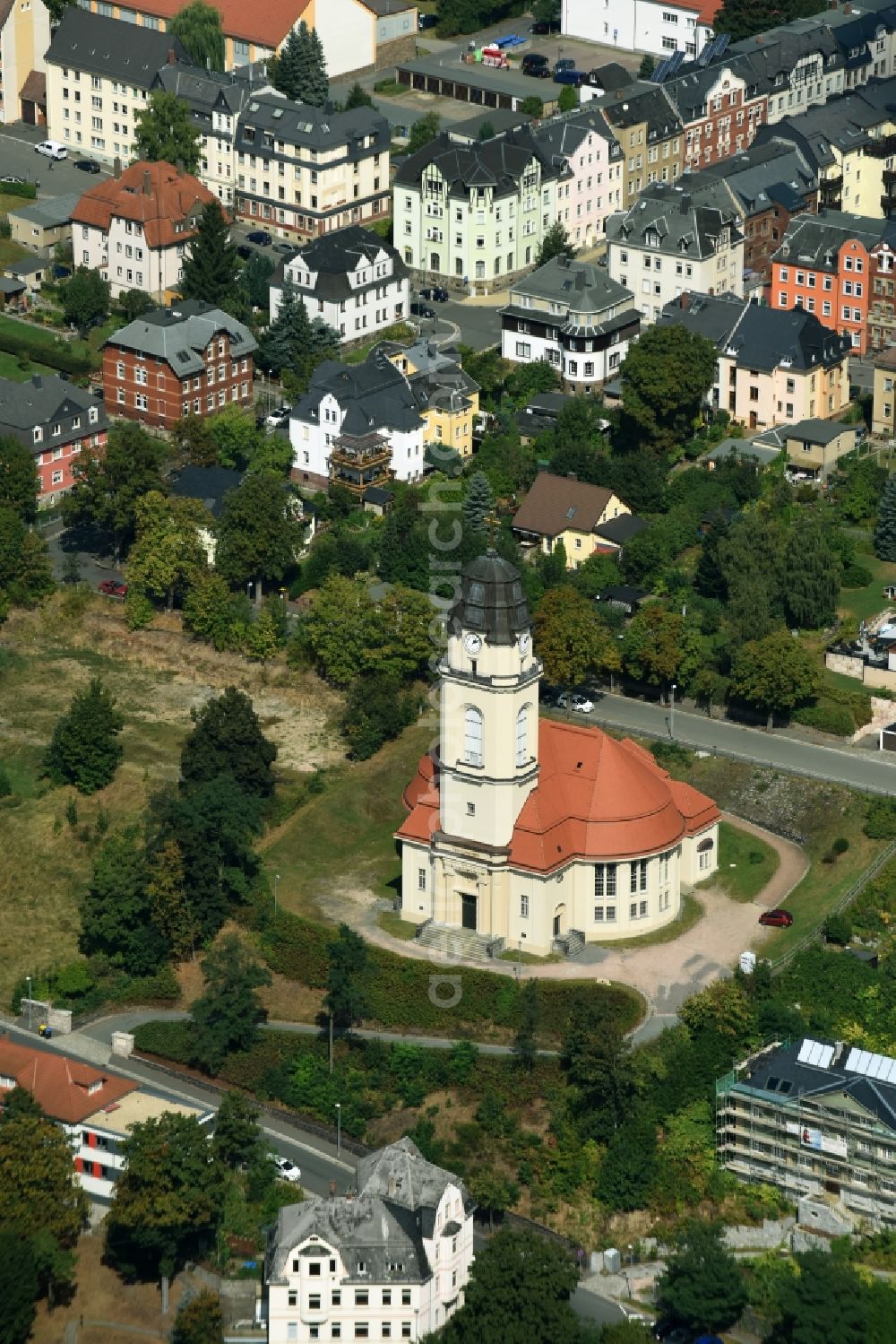 Aerial image Aue - Church building of the parochial community Aue-Zelle on Geschwister-Scholl-Strasse in Aue in the state of Saxony
